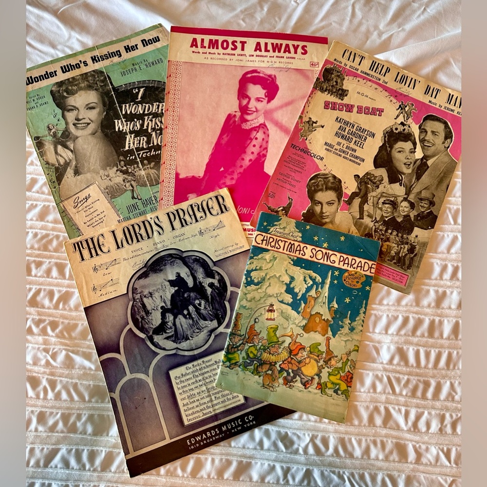 Bundle of 5 Vintage Sheet Music pieces. Owned by my mom. Good condition.